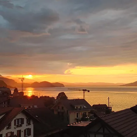Thimo's Lakeview - Sunset Near Interlaken Apartment